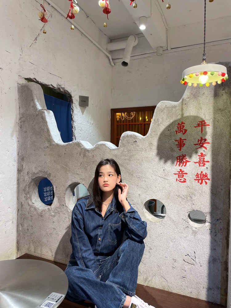 麻辣儿-广东省·汕头市·潮南区--接寄拍,本人身高165.体重101
平时爱好拍照 穿搭风格比较多变