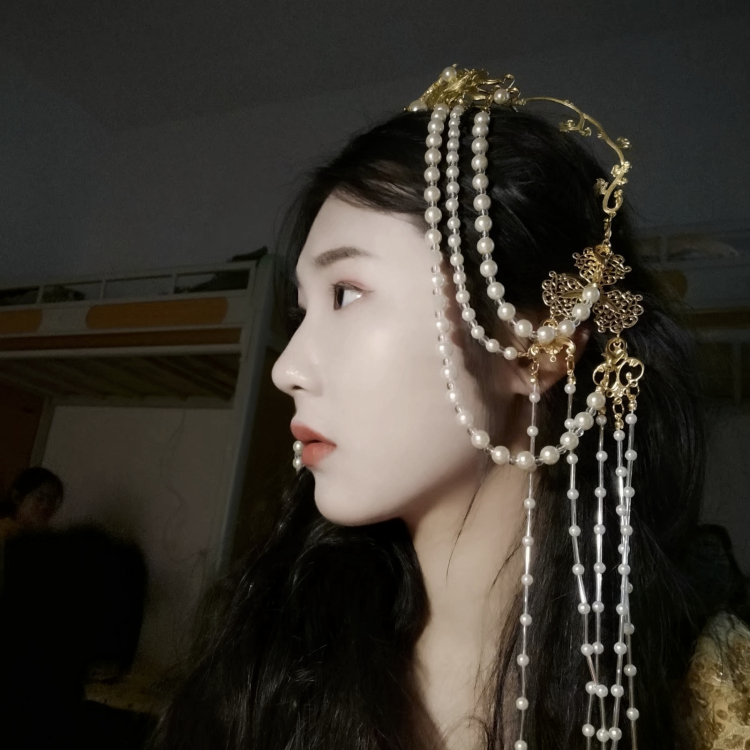卿雅-湖南省·常德市·武陵区-抖音,快手-身高165,体重98
风格多变
会拍照,会修图
买家秀之类的都可以