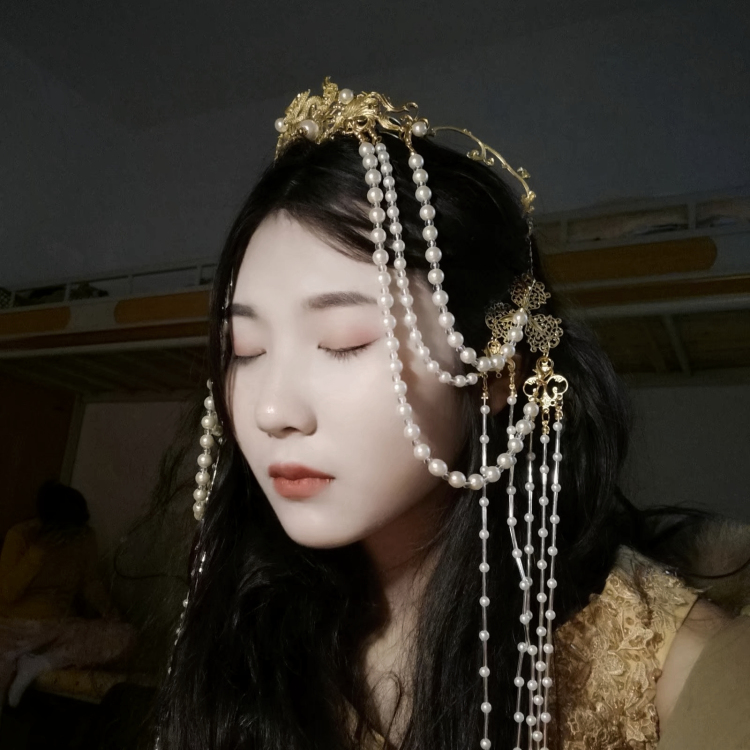 卿雅-湖南省·常德市·武陵区-抖音,快手-身高165,体重98
风格多变
会拍照,会修图
买家秀之类的都可以