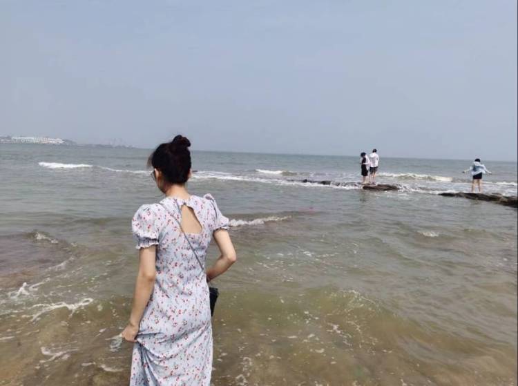 青菜要放葱-山东省·济宁市·曲阜市--接寄拍寄拍寄拍啦 不接私房哦~
本人学生一枚
身高160 体重88
可接🍑宝 pdd 价格可商议啦
接衣服 鞋子 饰品等等等