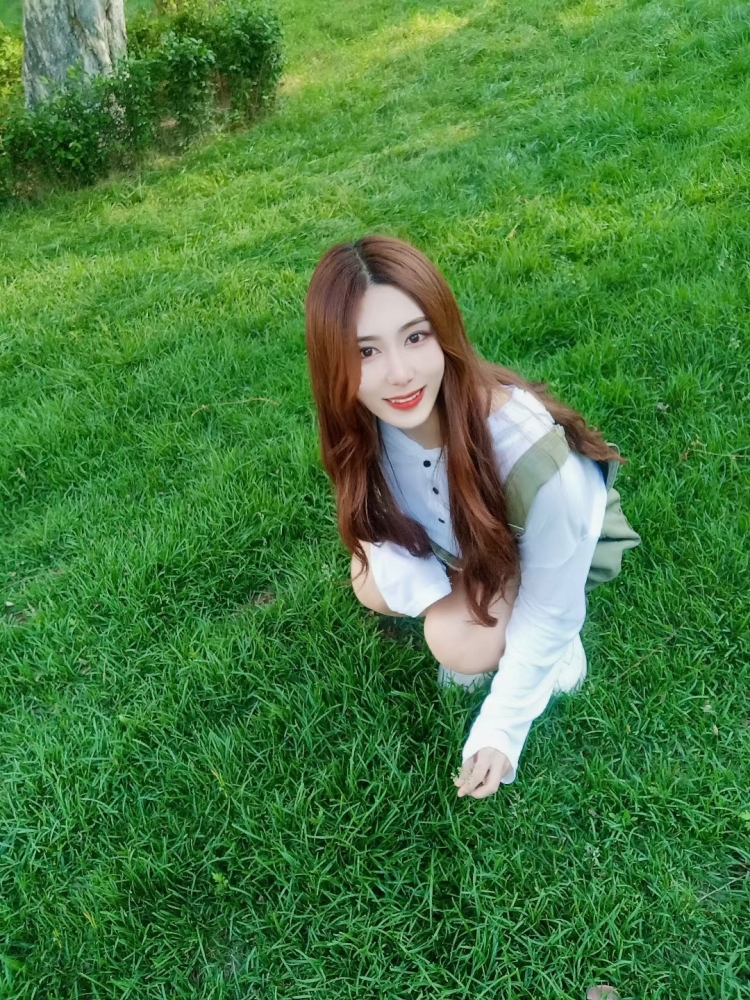 like -辽宁省·沈阳市·和平区--接寄拍 身高166 50 喜欢拍照 会p图会弹钢琴吉他 唱歌