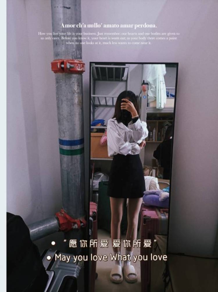 茶味团子-河北省·保定市·易县-抖音微博-在线接单。买家秀。帽子口红服装鞋子等寄拍。测评,手机壳行李箱等。工作联系我,身高170体重100