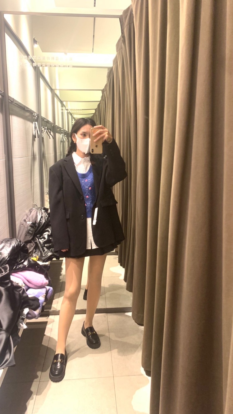 Jessice lee*-广东省·深圳市·宝安区-抖音 微博 b站-买家秀 支持寄拍 短视频剪辑 平台推广 开箱测评 搭配技巧