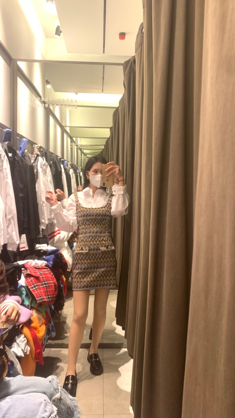 Jessice lee*-广东省·深圳市·宝安区-抖音 微博 b站-买家秀 支持寄拍 短视频剪辑 平台推广 开箱测评 搭配技巧
