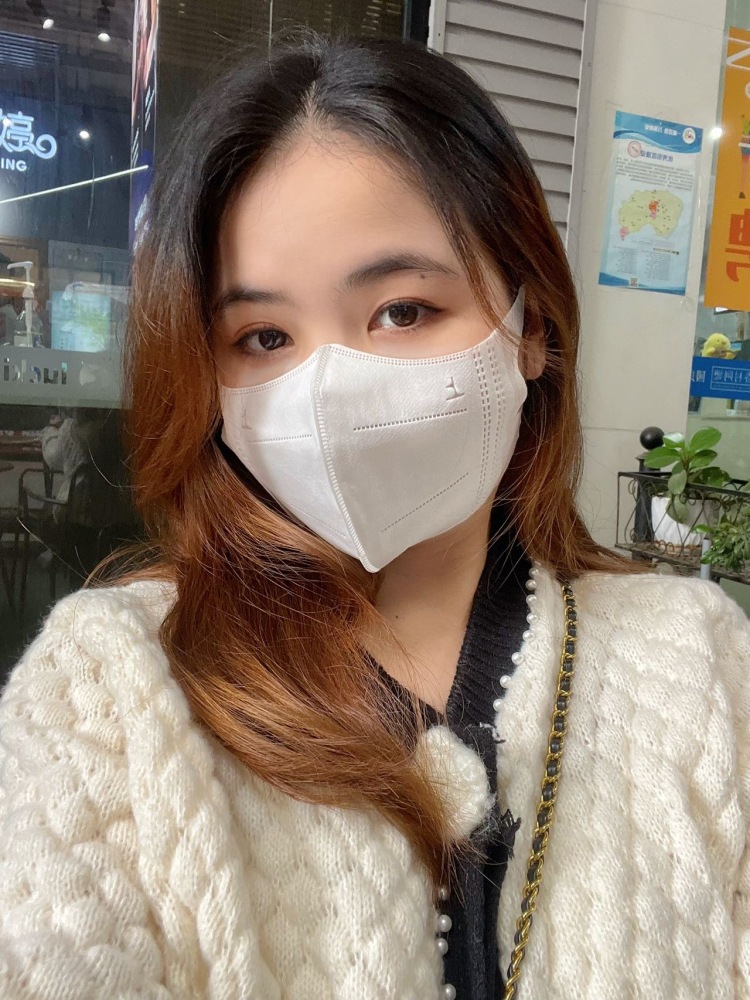 手可摘星陈-广东省·东莞市·大岭山镇-抖音，小红薯-接寄拍，会p图会拍照📷
160cm，100斤
接衣服、首饰、化妆品等寄拍
可长期合作
