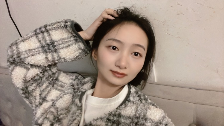 刘大胆-广东省·深圳市·龙岗区-刘大胆-本人身高158体重42公斤,会拍照,会做视频,会撰写文案,之前做过两年新媒体运营
可接单:可寄拍、买家秀、开箱测评、种草带货、短视频带货、短视频Vlog制作