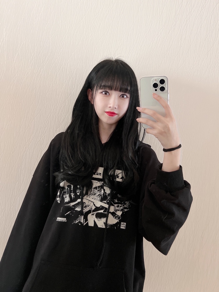 美少女壮士-河北省·承德市·承德县-抖音,某红薯-喜欢拍照,爱好穿搭,接穿搭类,假发类寄拍。身高162,体重95斤。