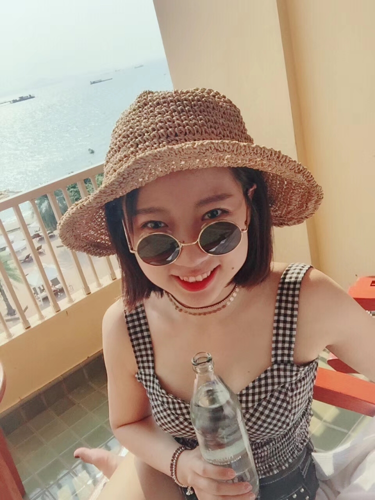 miss-河南省·郑州市·金水区-美拍,抖音,某红薯,微博-业余摄影师,擅长自拍,修图。承接: 买家秀、开箱vlog、潮流自拍vlog、探店、种草等。