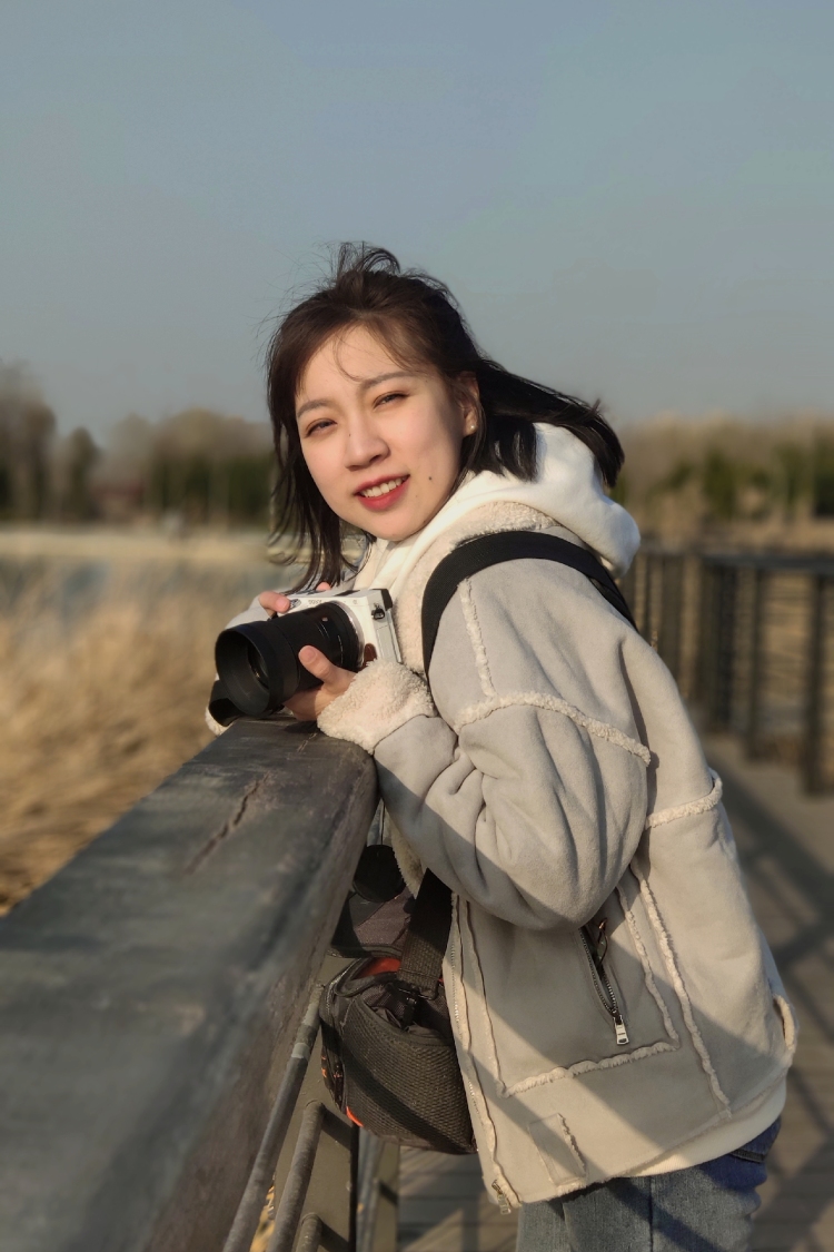 miss-河南省·郑州市·金水区-美拍,抖音,某红薯,微博-业余摄影师,擅长自拍,修图。承接: 买家秀、开箱vlog、潮流自拍vlog、探店、种草等。