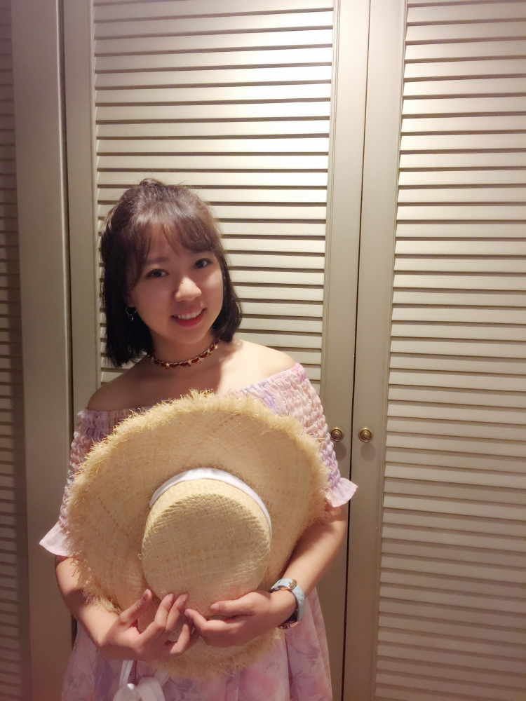 miss-河南省·郑州市·金水区-美拍,抖音,某红薯,微博-业余摄影师,擅长自拍,修图。承接: 买家秀、开箱vlog、潮流自拍vlog、探店、种草等。