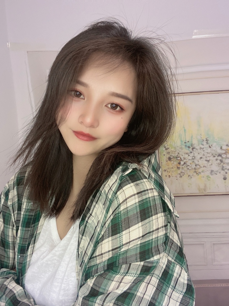 Z.-山西省·太原市·小店区--爱拍照,会P图,可接兼职单,寄送单,买家秀,文字单等等,希望可以多多给个机会!