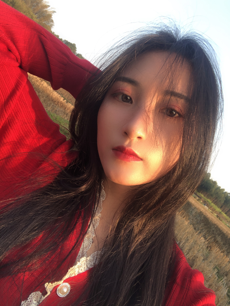 Baby.-广东省·东莞市·虎门镇--身高156体重90,会拍照修图,接买家秀,各种饰品,服装,拒绝接内衣内裤类