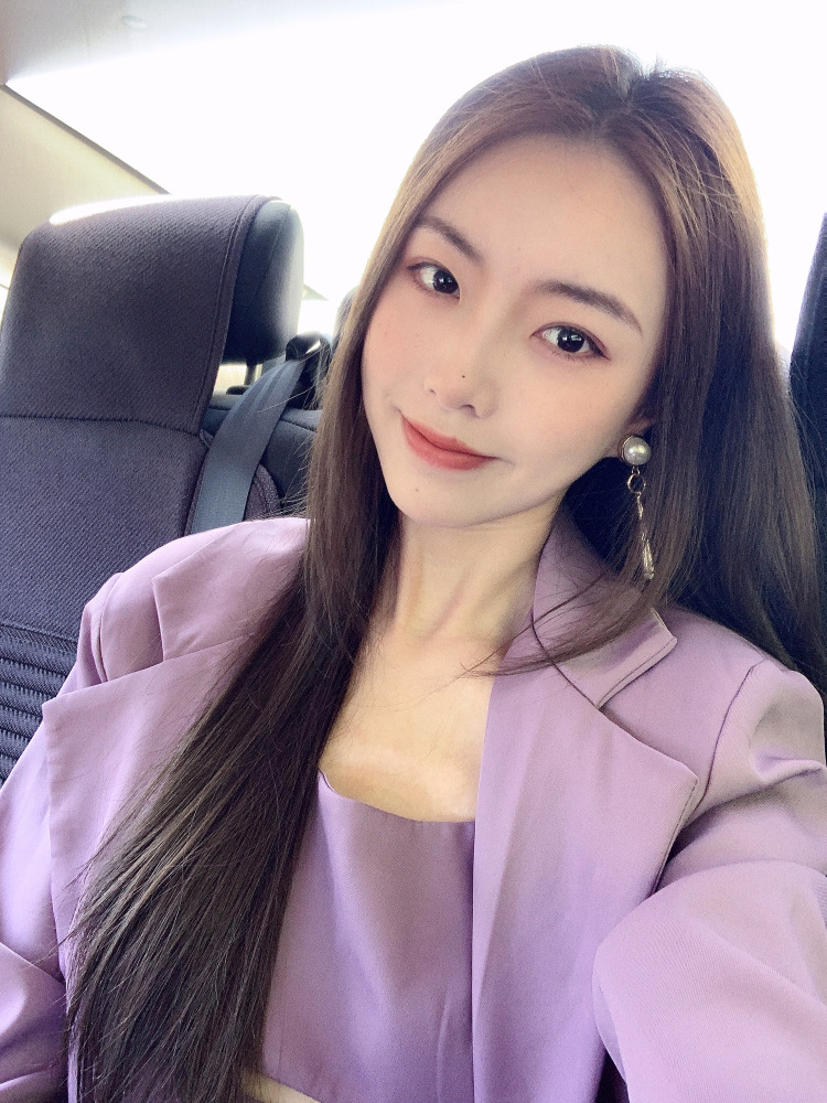 静哥儿-贵州省·贵阳市·乌当区-抖音微博某红薯-服装首饰鞋子包包等都可以拍摄,之前在杭州有过淘宝拍摄经验 自己会修图会剪视频