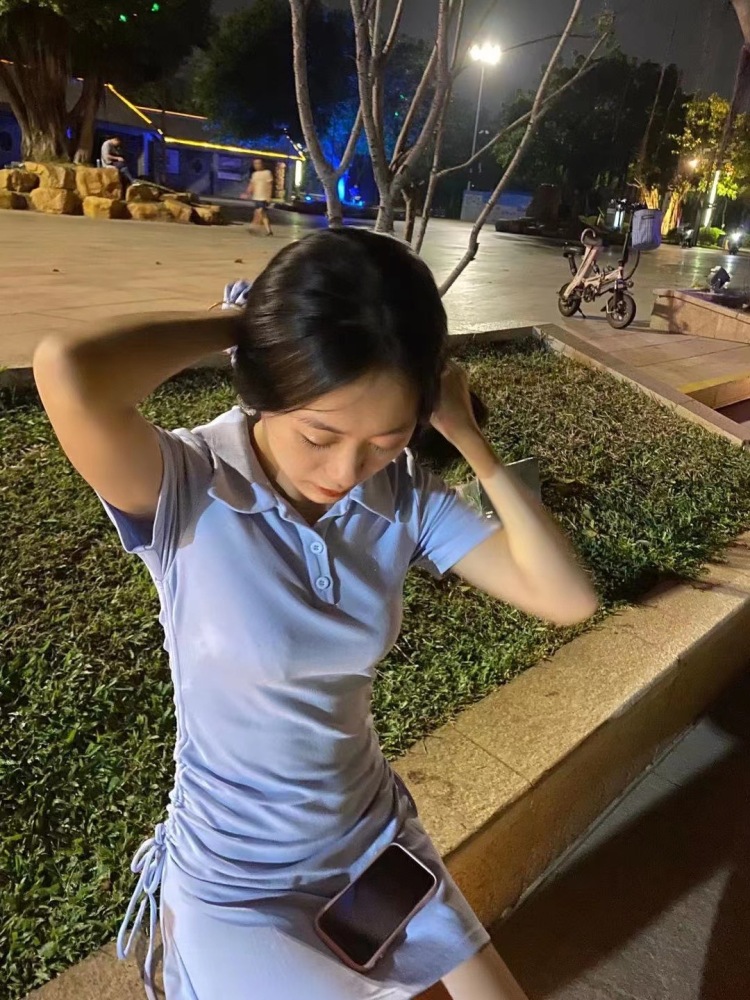 奈奈生-广东省·广州市·增城区--接寄拍
接服饰 包包 鞋子 饰品均可
身高163 体重86斤,时间充裕