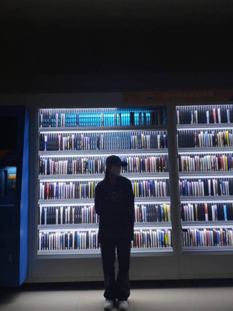 小梅呀.-广西壮族自治区·柳州市·鱼峰区-抖音 快手 微博-身高162体重104喜欢拍照所以就想用自己喜欢事情来赚零花钱