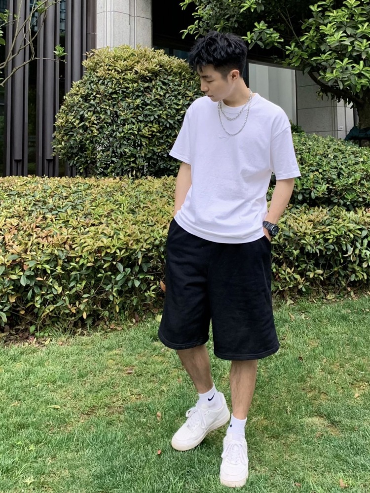 长逸一-四川省·成都市·锦江区-抖音 小红薯-178/120 男 学生
接 寄拍、淘宝详情页、买家秀
自行p图 摄影,高质量出图