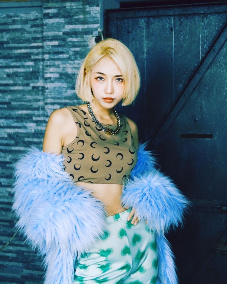 Melva-上海市·上海市·虹口区--穿搭审美及经验丰富,美妆经验丰富
会拍照会修图,出片速度快
特长:唱歌跳舞拍照