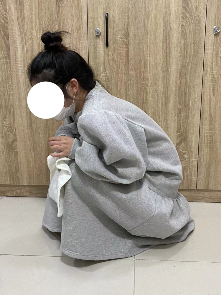 我不会生气-江苏省·扬州市·邗江区-抖音 某红薯 快手-身高168
体重105
鞋码38
可接寄拍 拍照清晰 出片快‼️
适合简约 韩系 复古 宽松慵懒风格 但大部分风格皆可尝试
衣服鞋子包包都可以接受哦~