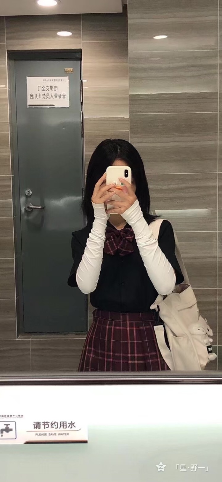 。-江苏省·淮安市·清江浦区-抖音 ***-买家秀 短视频 返图 穿搭博主 线下拍摄🎬 
jk 种草姬 精致返图