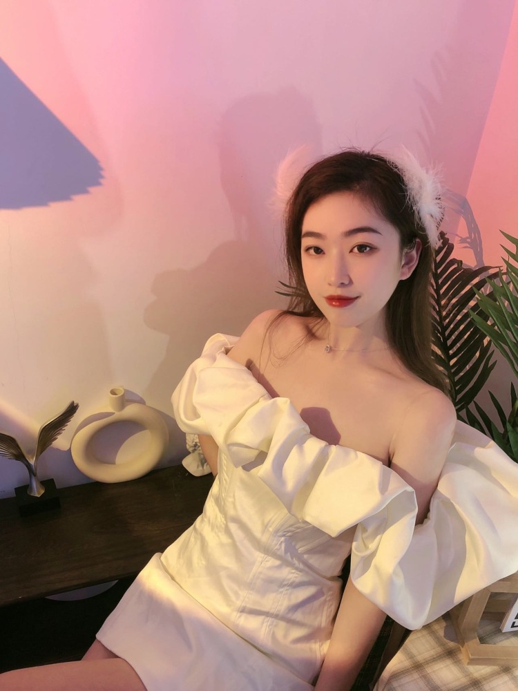 七七-四川省·成都市·成华区-抖音微博快手某红薯-长期接寄拍 送拍 买家秀 
同城约拍 探店打卡
身高165  体重47kg
风格不一