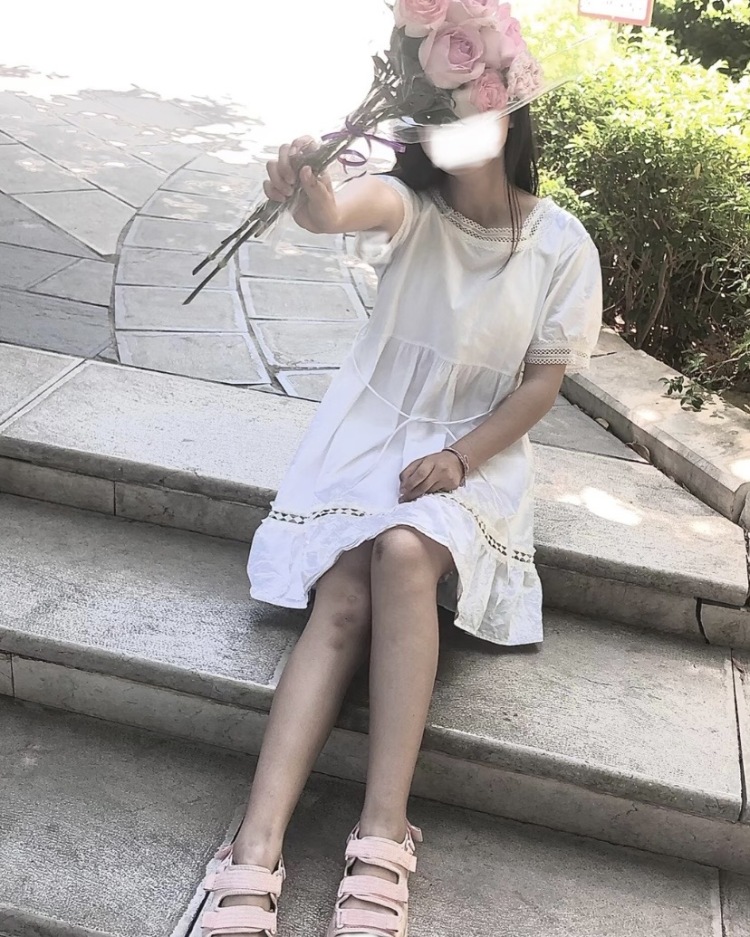 Y-云南省·丽江市·华坪县-快手-大家好!
素人一枚,可接买家秀、寄拍、手模、瞳模,会修图,会拍小视频,出片率高,欢迎各位商家咨询。
适合风格:甜美、可爱、淑女、辣妹
身高:165CM
体重:45kg
坐标:云南省·丽江市·华坪县
