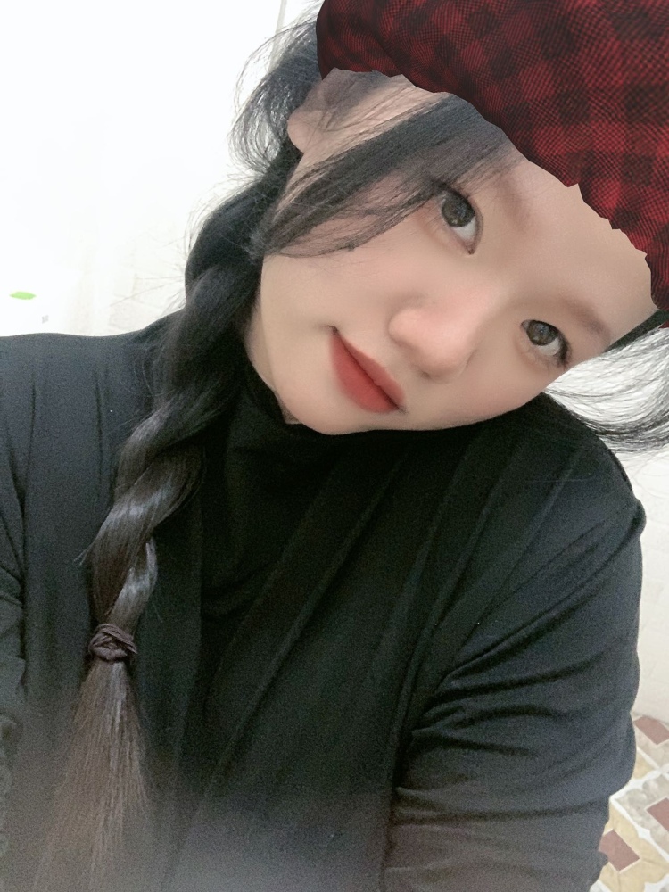 沐一-广西壮族自治区·北海市·银海区-快手-会拍照会批图
可以接拍衣服、包包、首饰、鞋子哦
可接受各种风格