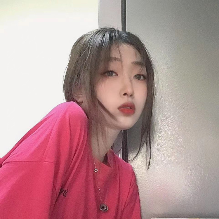 c3.-辽宁省·沈阳市·沈北新区--所学专业：服装与服饰设计+视觉传达（掌握RP-DGs,RP-DMS,photoshop,CAD,coreIDRAW 等多种设计类软件）
身高:160 体重:44 
做过小红薯化妆品代拍
可接服饰，配饰