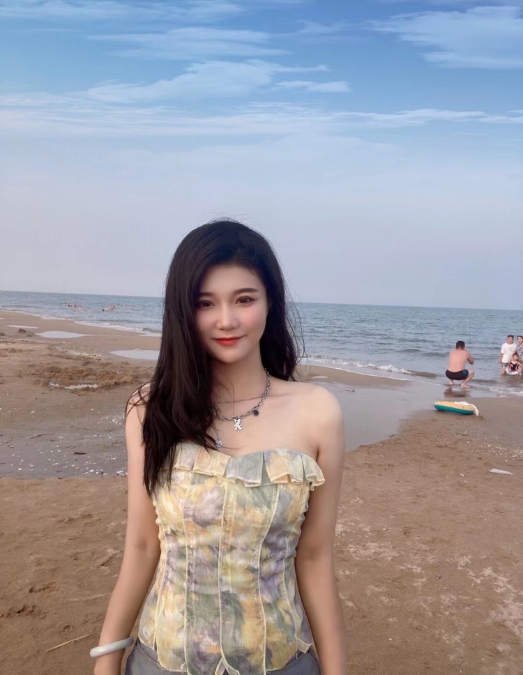 小羊不是小猪-河北省·邯郸市·复兴区--身高：163
体重：98
一般穿M码的衣服
S码的裤子
接寄拍
需要请私聊