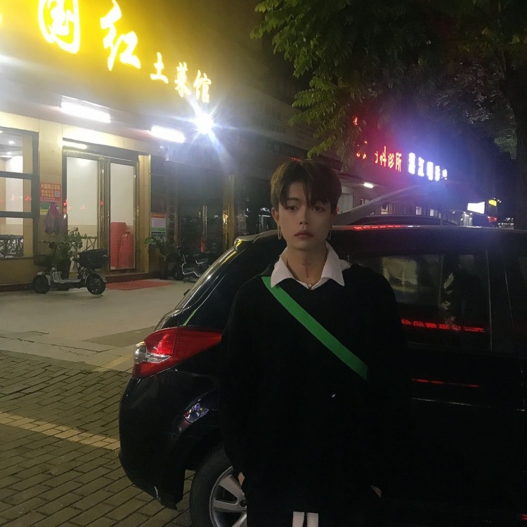 cc.01-广东省·东莞市·东城街道-快手 抖音-空闲时间多 爱好特长是网红店打卡 拍照等等之类 本人可接寄拍 买家秀 送拍等