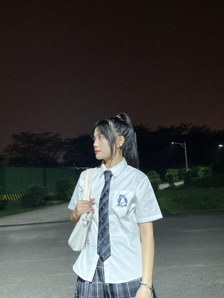 小詹吖🍓-四川省·成都市·成华区-抖音-160 94 接寄拍 新手 会p图 刚入门想试试这个 有需要的可以联系我