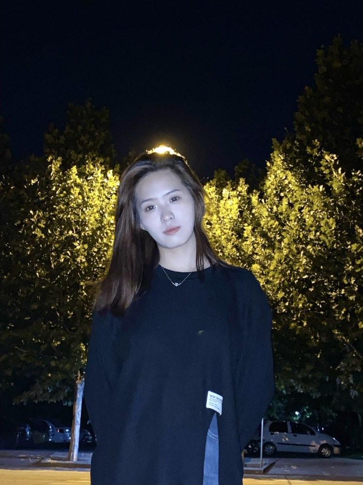 娴慧、-山西省·晋中市·榆次区-快手 抖音-160高105会拍照多种风格平时比较喜欢拍照爱买衣服希望可以加入有一点小金库