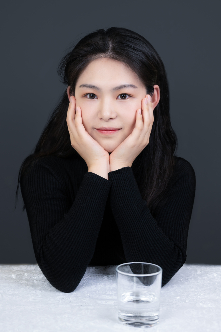 kkkk-江苏省·南通市·崇川区--身高166 体重49 有拍摄经验 有专门摄影人员 接寄拍 淘宝商品拍摄。