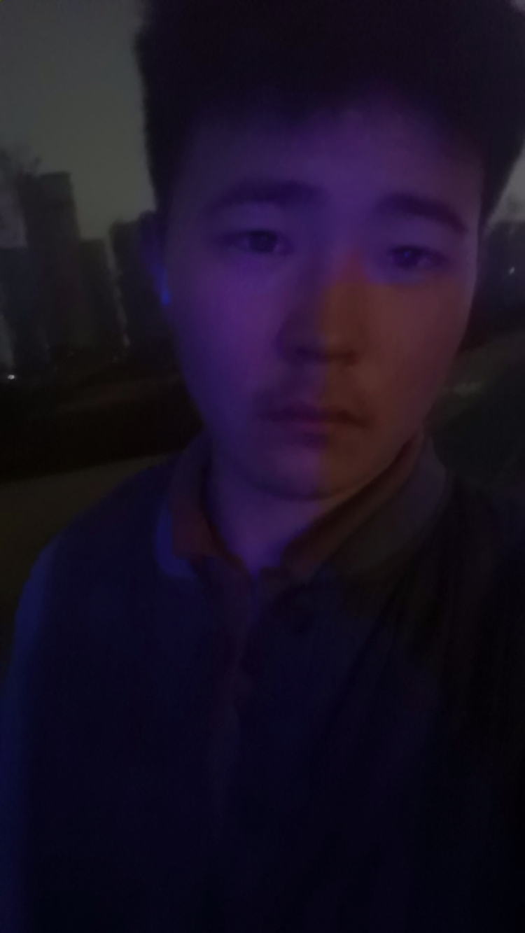柳云成-浙江省·台州市·路桥区--大家好我是本人
可以接寄拍哟 有意向的商家可以联系我呀~之前做过一段时间的视频小主播
年龄:18
身高:183CM
体重:82kg
素颜