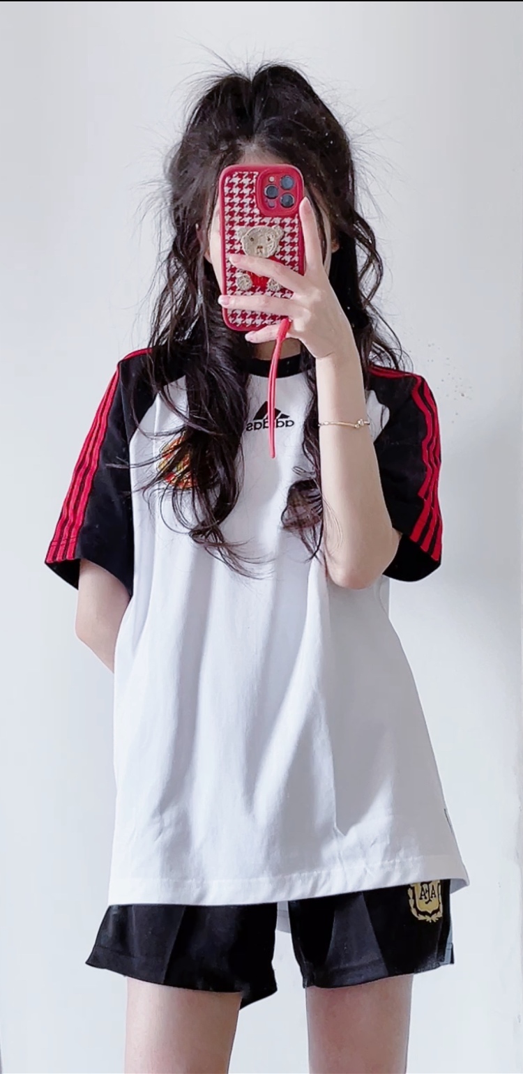 ㅤㅤㅤㅤㅤㅤㅤ小瑜儿-广西壮族自治区·百色市·西林县--想接单,本人身高160,体重81,平时喜欢拍照,可接童装,妹妹115,体重,40