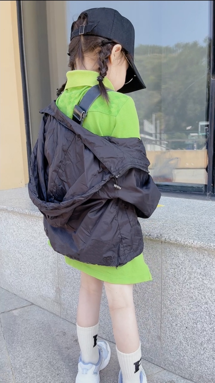ㅤㅤㅤㅤㅤㅤㅤ小瑜儿-广西壮族自治区·百色市·西林县--想接单,本人身高160,体重81,平时喜欢拍照,可接童装,妹妹115,体重,40