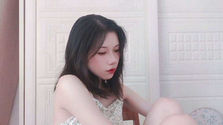 见意-广西壮族自治区·南宁市·西乡塘区-抖音-大家好!我叫君君,身高160 体重41kg
接寄拍 送拍 买家秀
风格均可 平时喜欢穿搭跟拍照