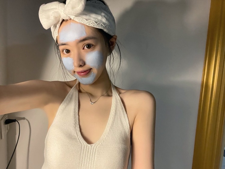 l-河南省·郑州市·金水区--抖音快手微博某红薯都可分享 美妆类服装类产品类推广都可以 有意向可以和我本人详聊