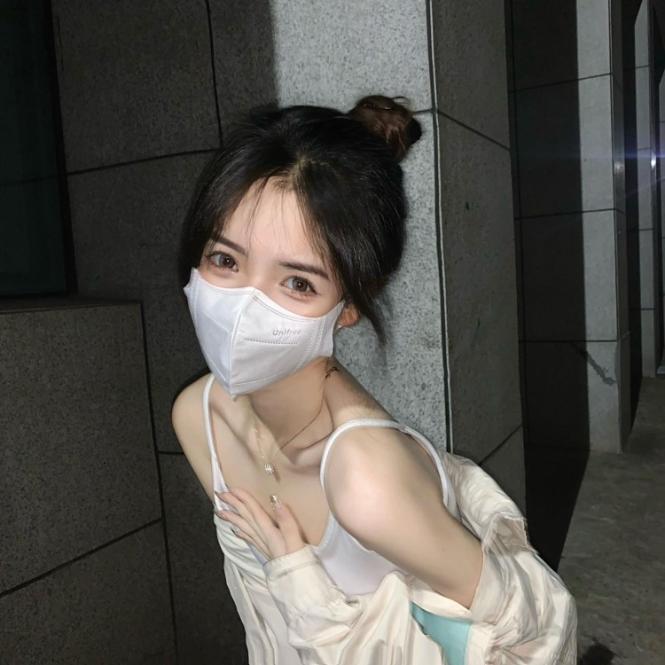 l-河南省·郑州市·金水区--抖音快手微博某红薯都可分享 美妆类服装类产品类推广都可以 有意向可以和我本人详聊