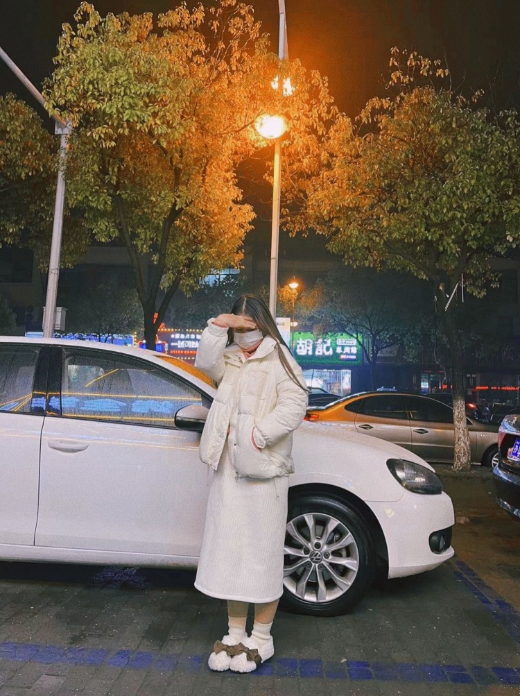 嗯?-河南省·郑州市·中牟县-快手-身高160体重120
喜欢拍照
接淘宝买家秀寄拍
会p图出图快