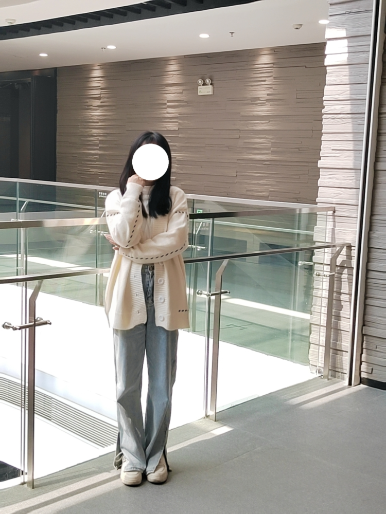 LiHF.-广东省·潮州市·湘桥区-抖音 微博 快手 某红薯-是素人学生,空闲时间多,会拍照,会P图,可接单,可拍买家秀,稿费合理即可
