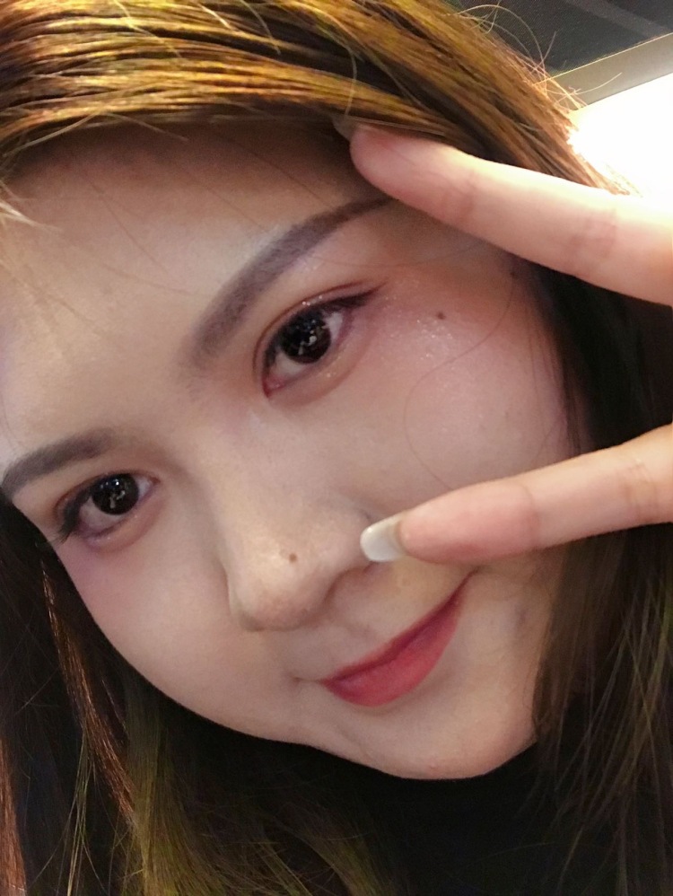 wlzy💕-河南省·许昌市·魏都区--可接各种买家秀,可接大码寄拍,化妆品,会P图,各位老板康康我