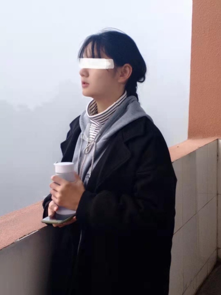等一下就回家-湖北省·黄冈市·浠水县-快手阿俊/.-会拍照会p图会剪视频 可以拍视频种草测评
有点小文笔 是寄拍模特o 身材比例均匀。 168cm56斤