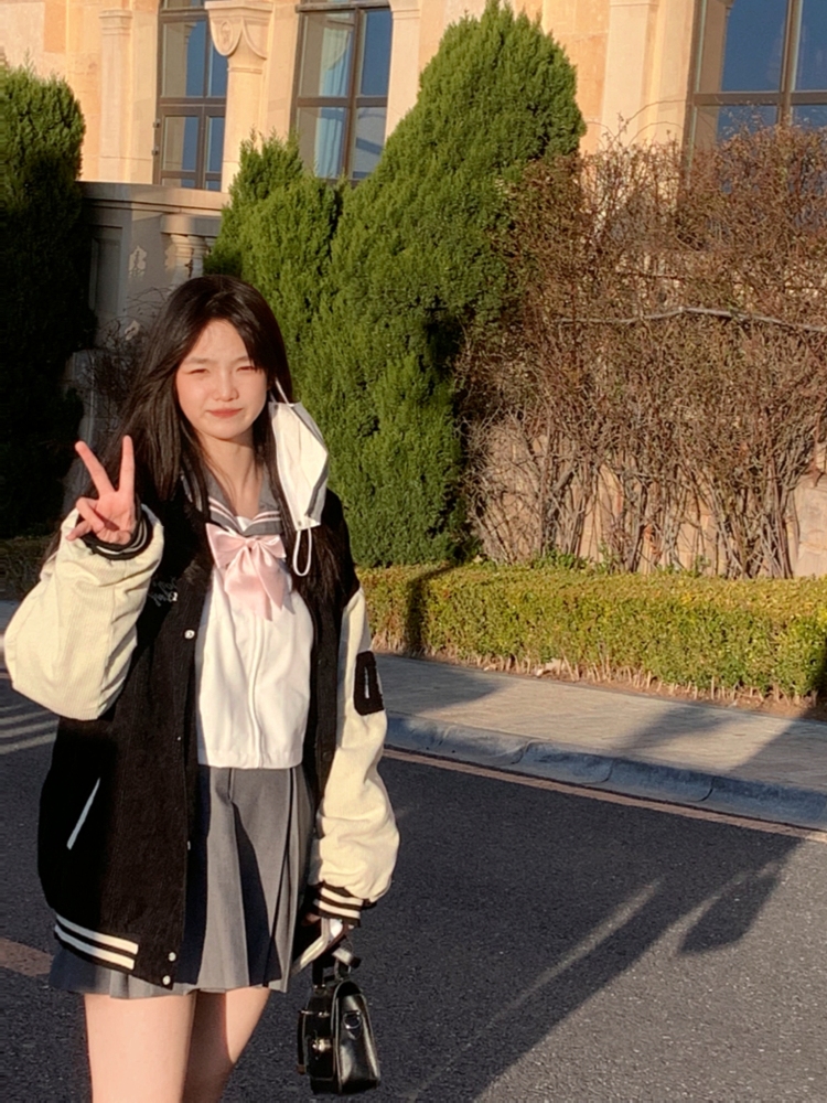 都和他-辽宁省·大连市·甘井子区-抖音-接寄拍
身高160体重104
可以接不露骨的衣服
可以接比较学院风或者日常风可爱风的