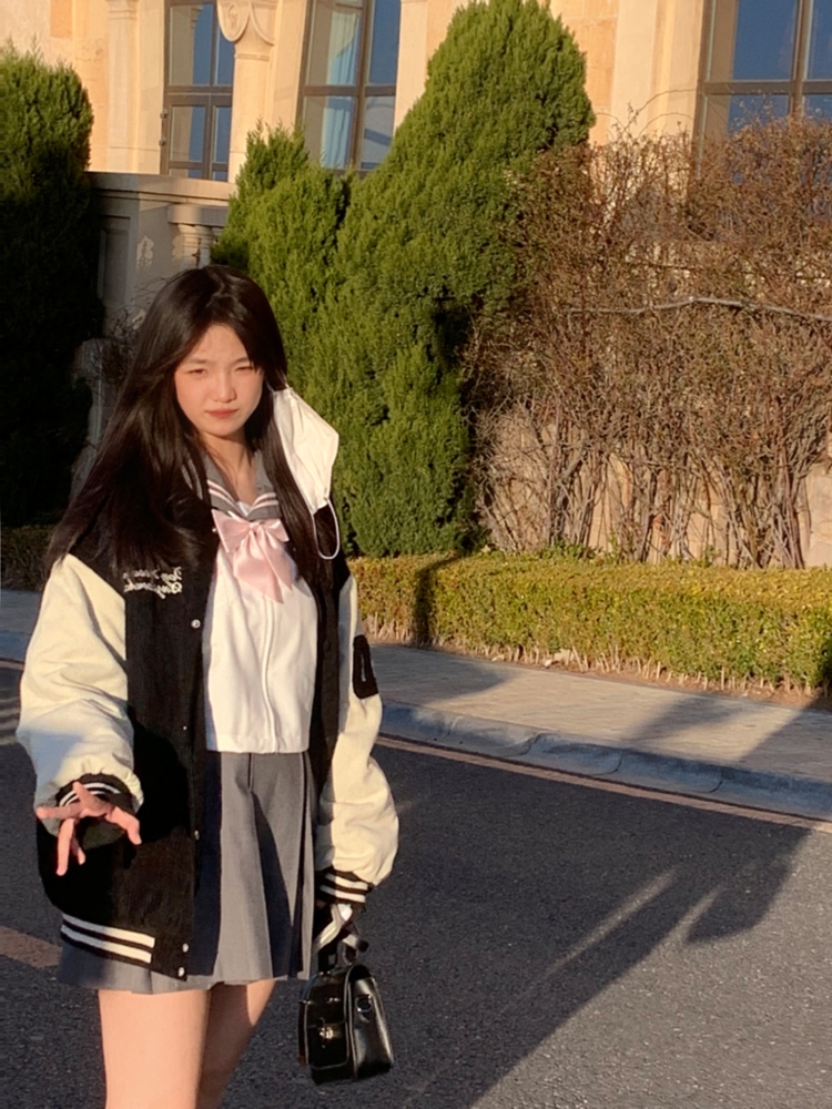 都和他-辽宁省·大连市·甘井子区-抖音-接寄拍
身高160体重104
可以接不露骨的衣服
可以接比较学院风或者日常风可爱风的