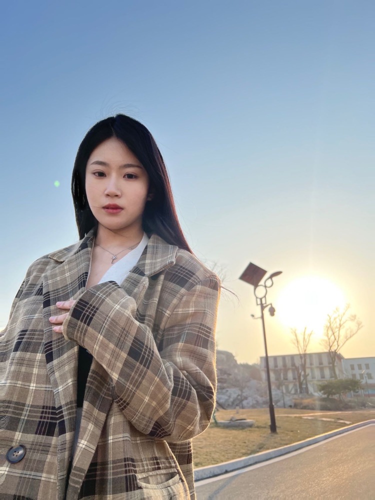 Aᴅᴏʀᴇ.-山东省·潍坊市·安丘市--接各种寄拍、种草视频、开箱,试用、推广、模特兼职,身高165体重95,会ps剪辑视频