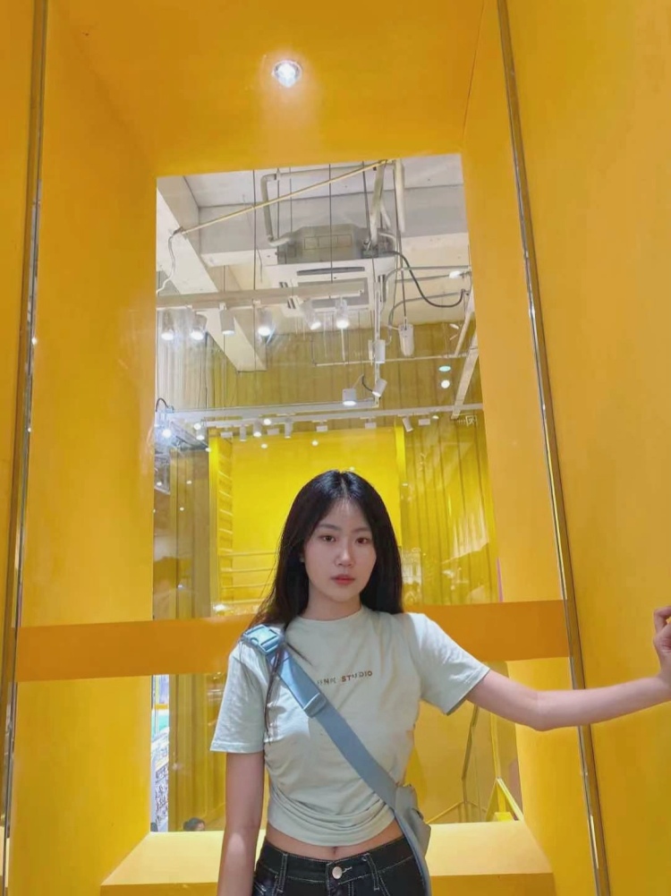 Aᴅᴏʀᴇ.-山东省·潍坊市·安丘市--接各种寄拍、种草视频、开箱,试用、推广、模特兼职,身高165体重95,会ps剪辑视频
