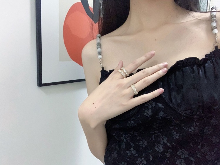 小肥羊-江西省·南昌市·青山湖区--身高174体重47kg接饰品、衣服、包包等寄拍~
有需要的商家可以找我