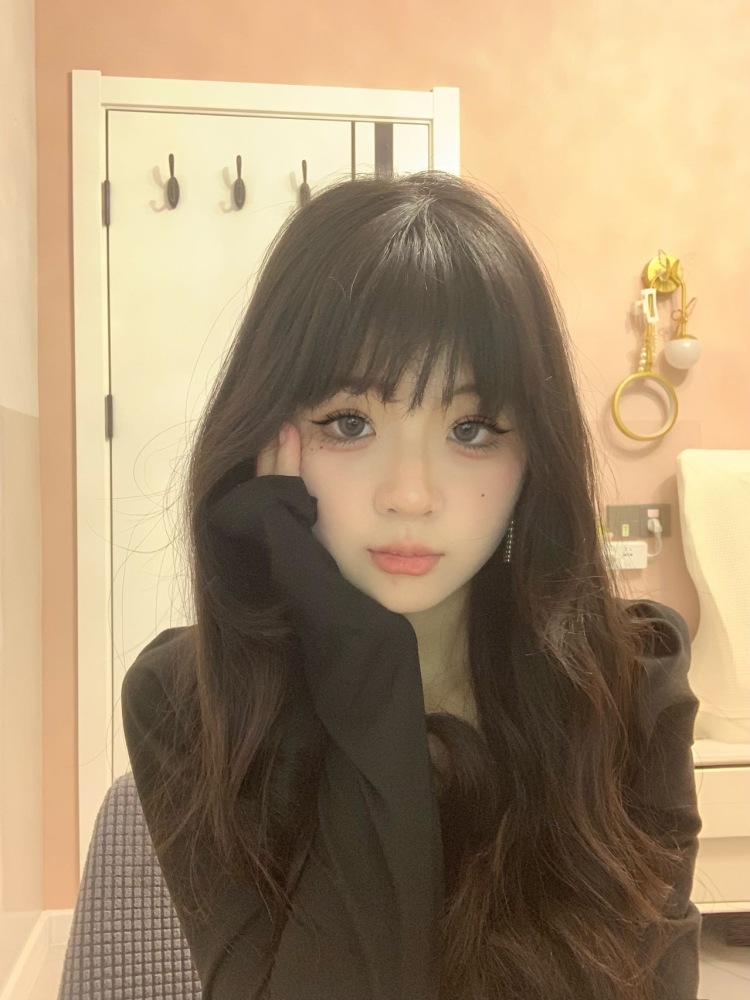 11-山东省·青岛市·黄岛区-抖音   快手-163     44kg    会化妆   会拍照   会p图   时间自由  什么风格都可以  在短视频平台有一些粉丝基础