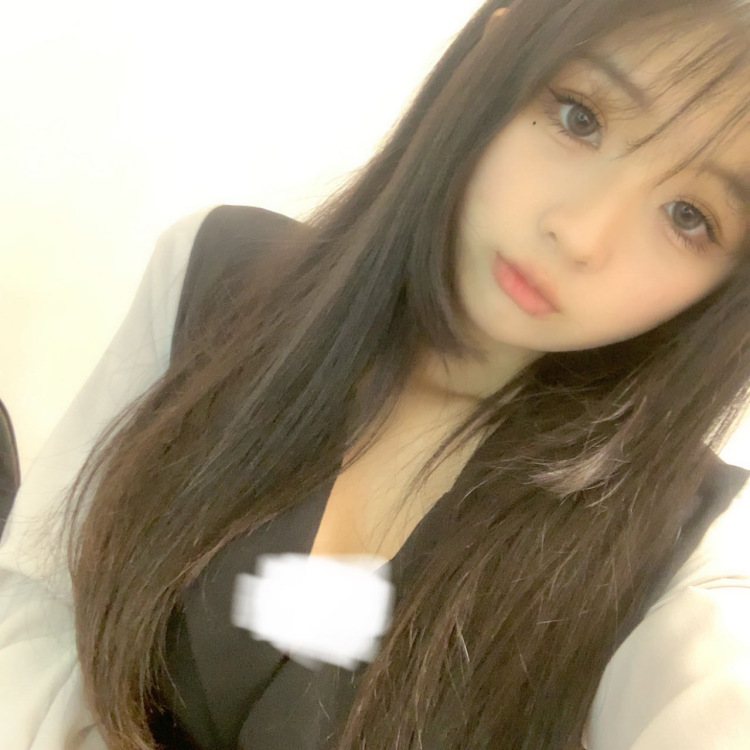 11-山东省·青岛市·黄岛区-抖音 快手-163 44kg 会化妆 会拍照 会p图 时间自由 什么风格都可以 在短视频平台有一些粉丝基础