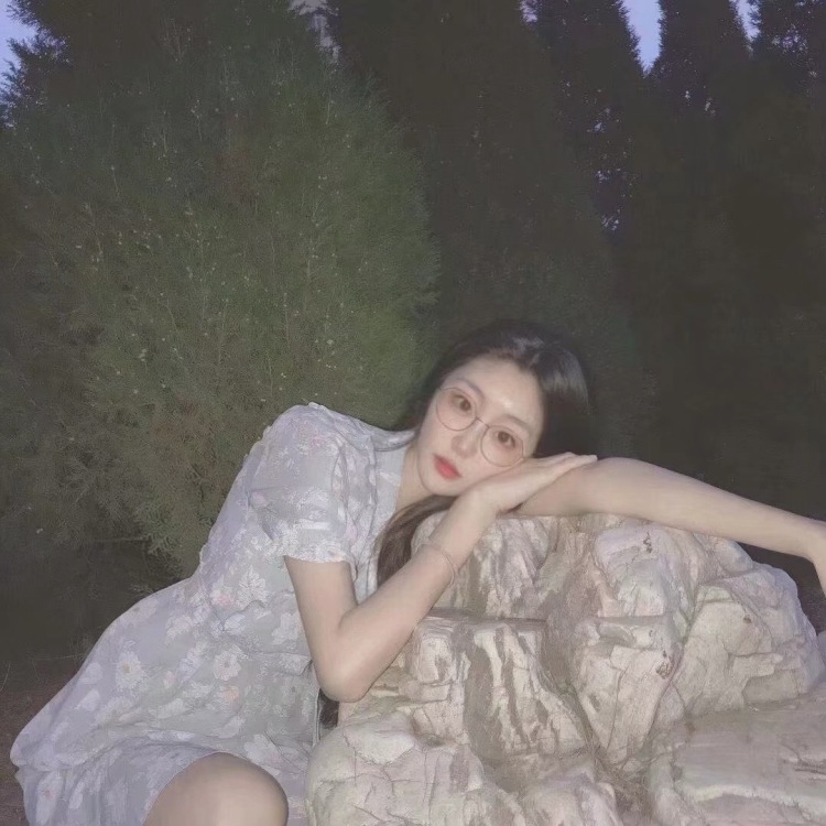 阿里嘎多-辽宁省·大连市·金州区-某红薯-身高173 体重不到100
可以接网拍寄拍
喜欢拍照，可甜可盐